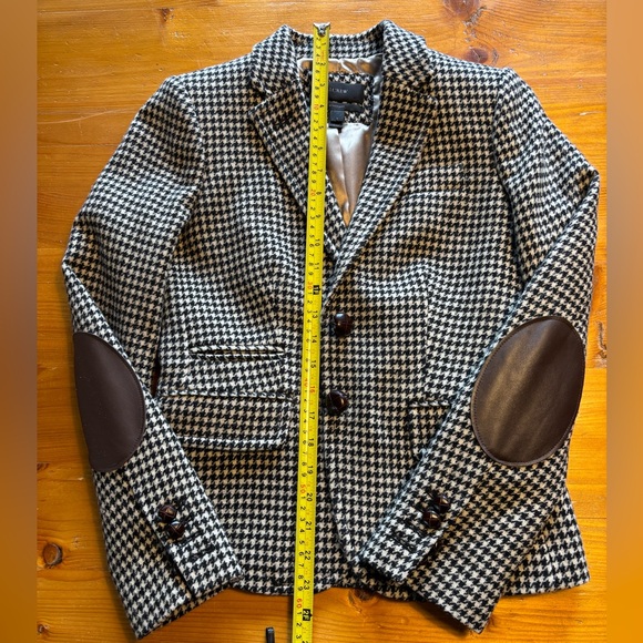 Darling Schoolboy 💯 % wool, houndstooth blazer in perfect condition! - Picture 2 of 8